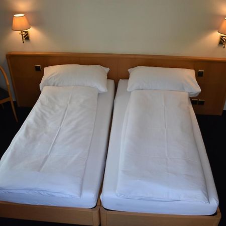 Hotel Schwert Näfels エクステリア 写真