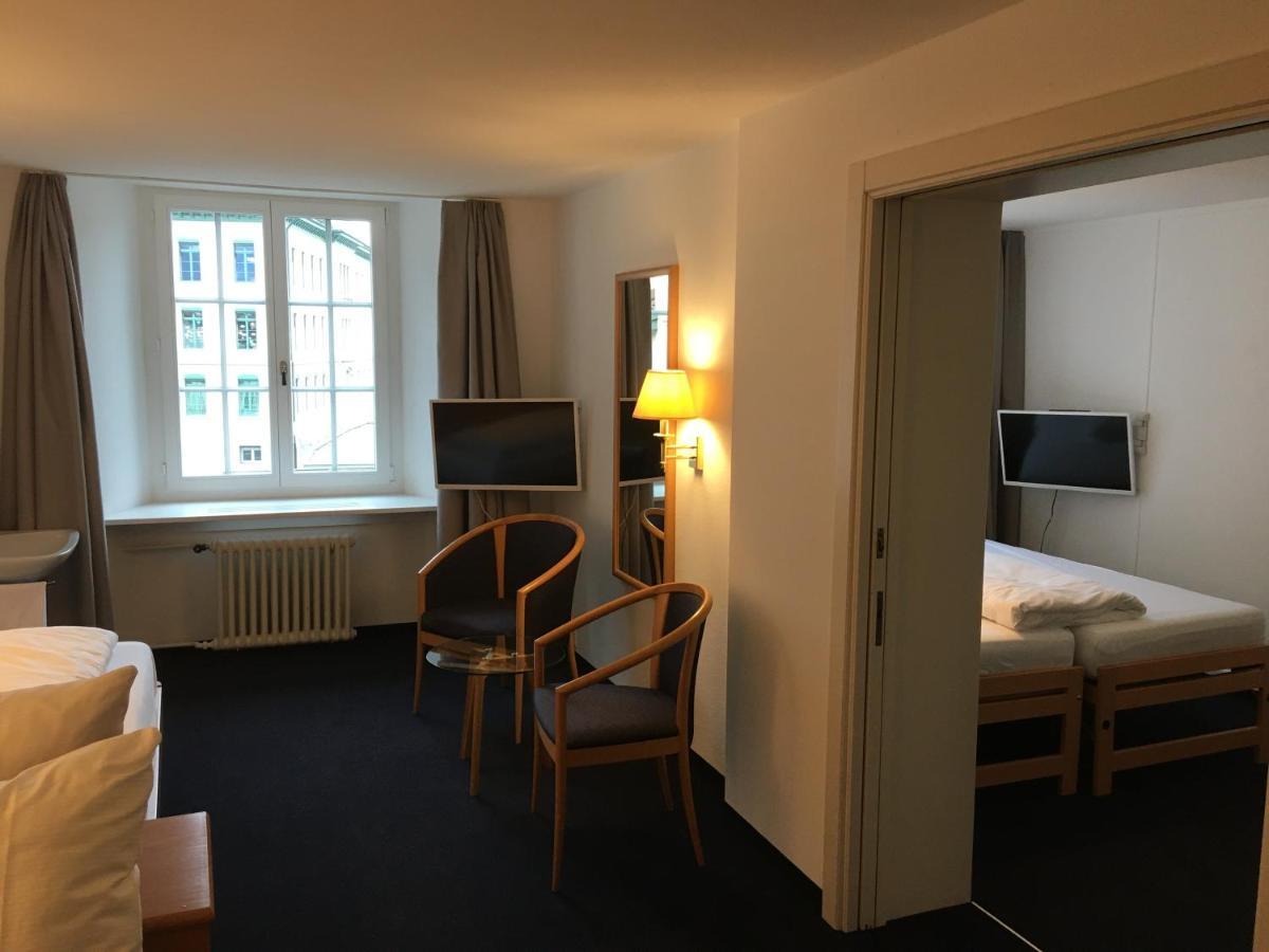 Hotel Schwert Näfels エクステリア 写真