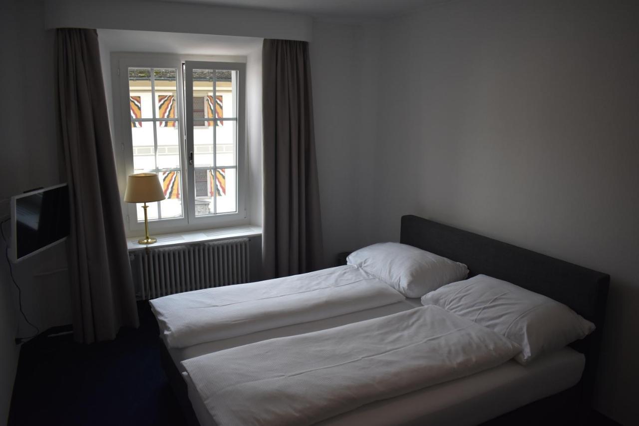 Hotel Schwert Näfels エクステリア 写真